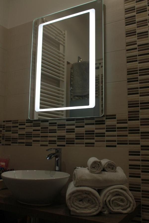 Ben'S Houses - Trastevere Apartment روما المظهر الخارجي الصورة